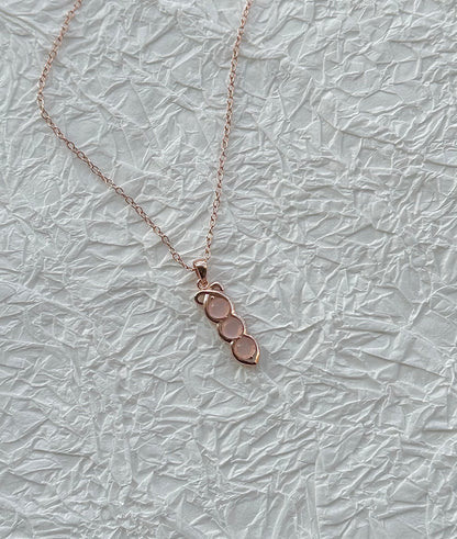 Rose Gold Pea Necklace With FuRong Stone